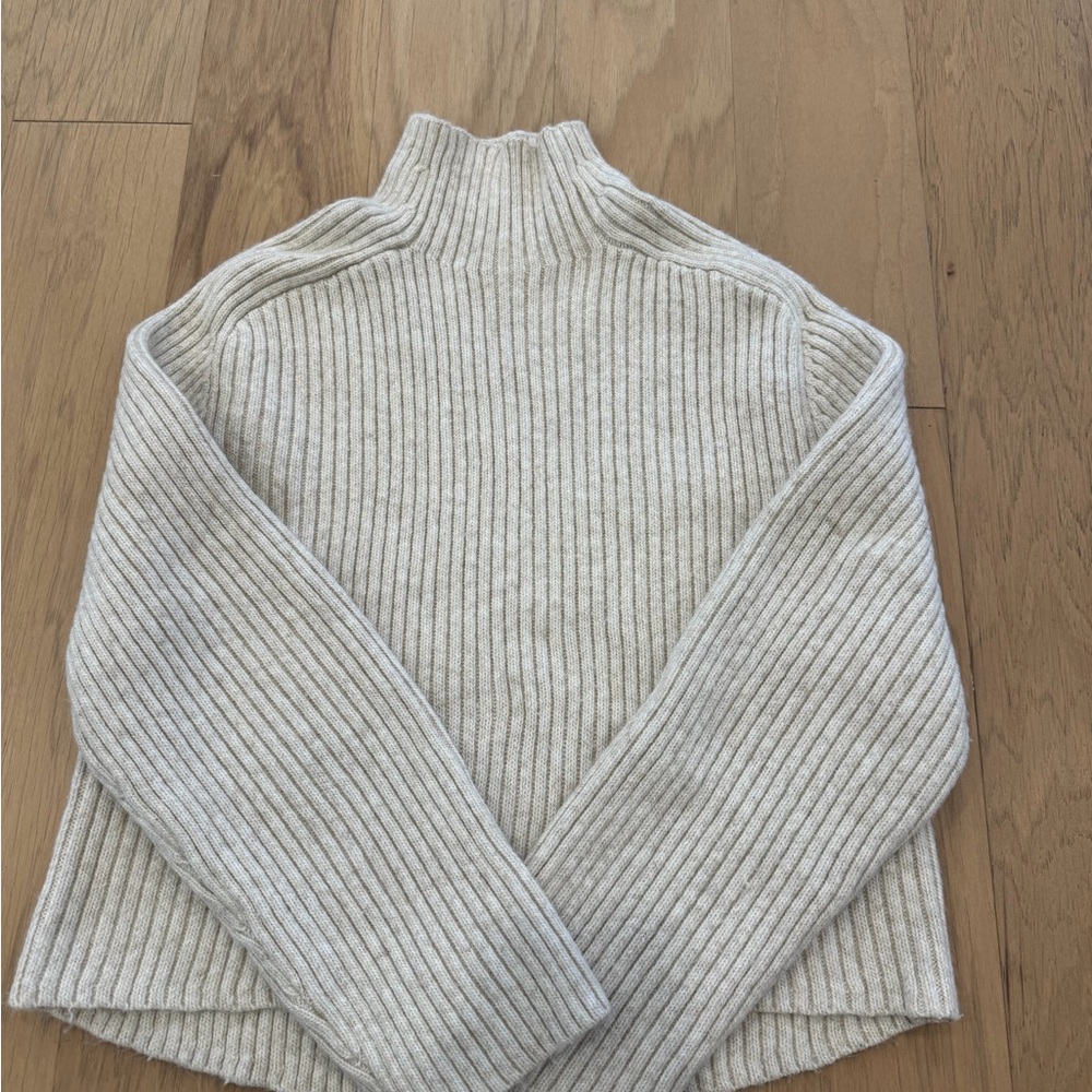 H&M Women's Ribbed Cream Sweater